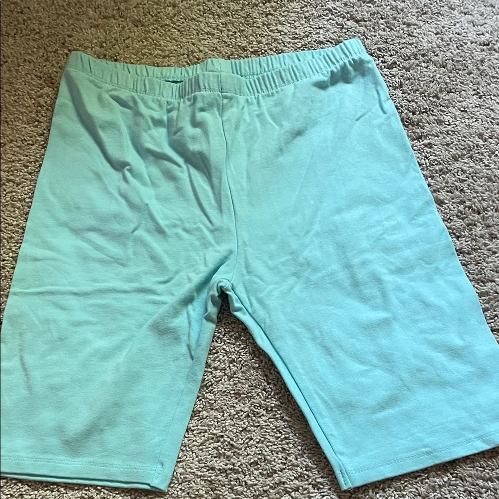 The Children's Place Pink, Blue, Purple, and Gray Shorts Set